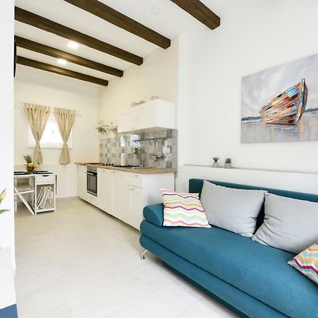 Apartmani Eladora Biograd Na Moru Extérieur photo
