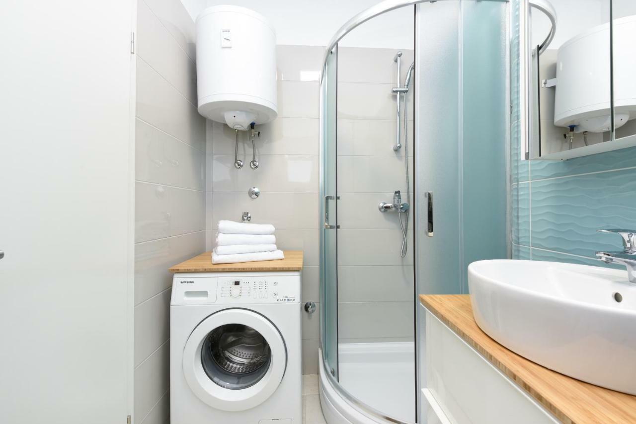 Apartmani Eladora Biograd Na Moru Extérieur photo